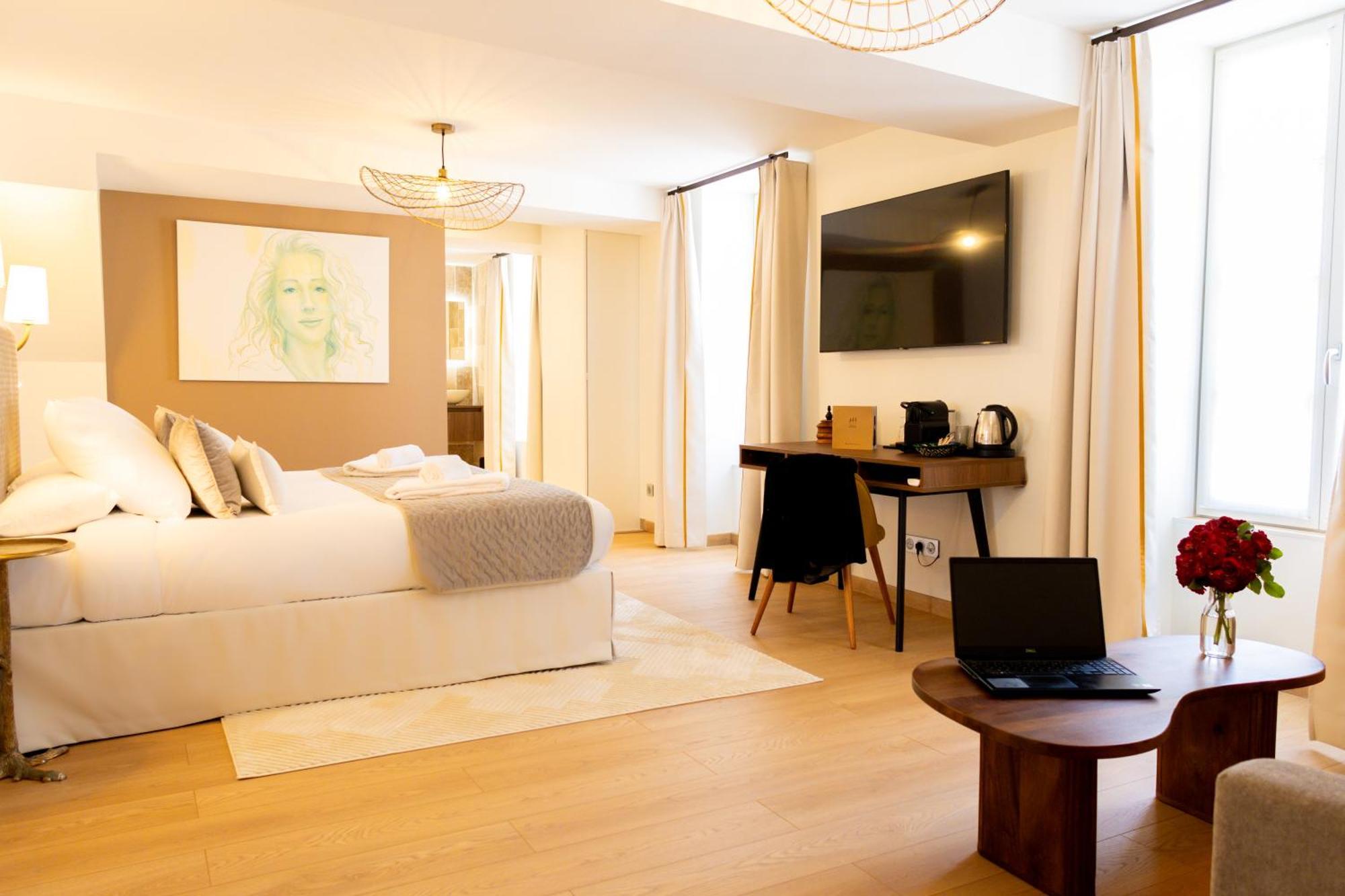 Le Central Boutique Hotel Бон Экстерьер фото
