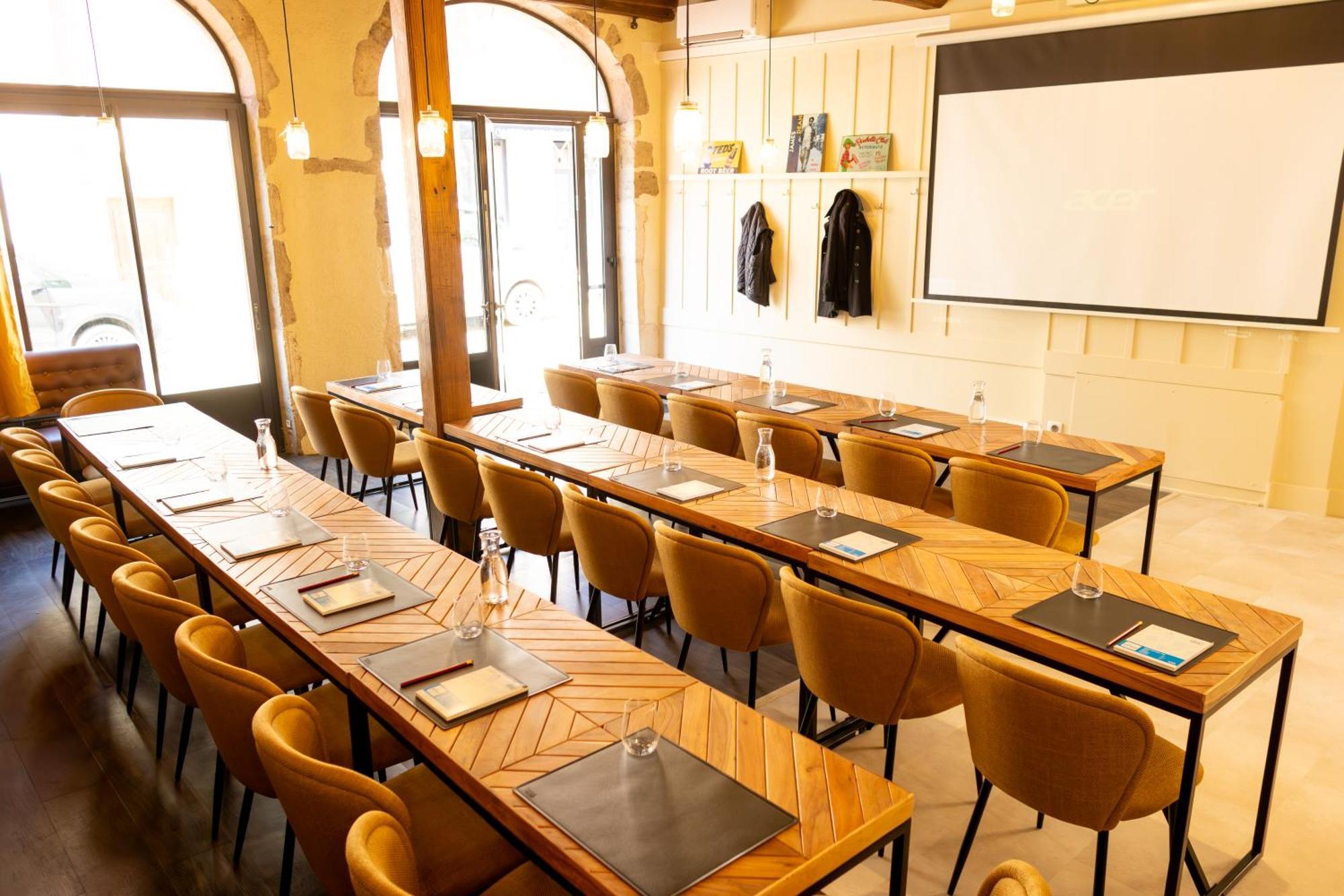 Le Central Boutique Hotel Бон Экстерьер фото