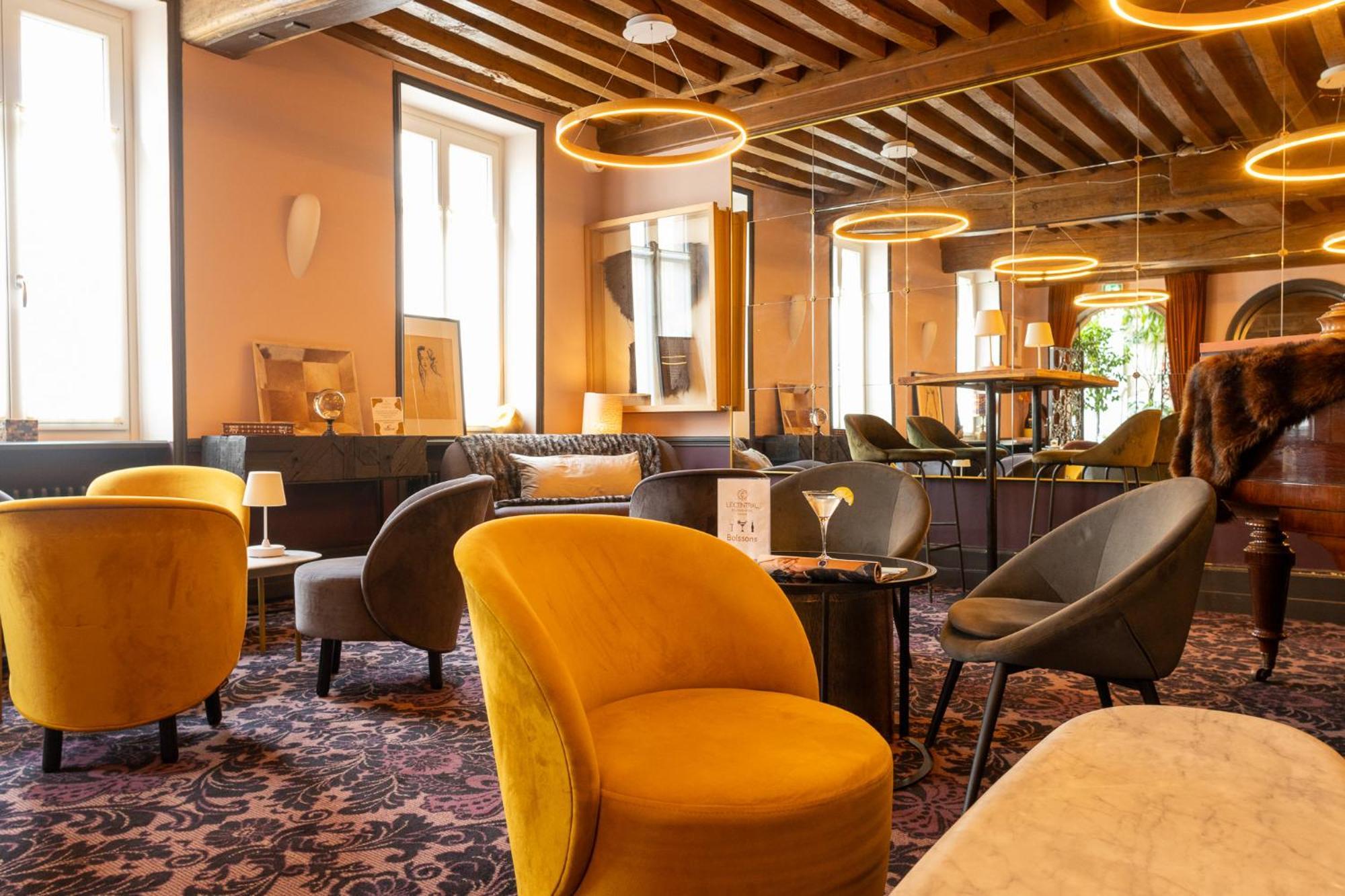 Le Central Boutique Hotel Бон Экстерьер фото